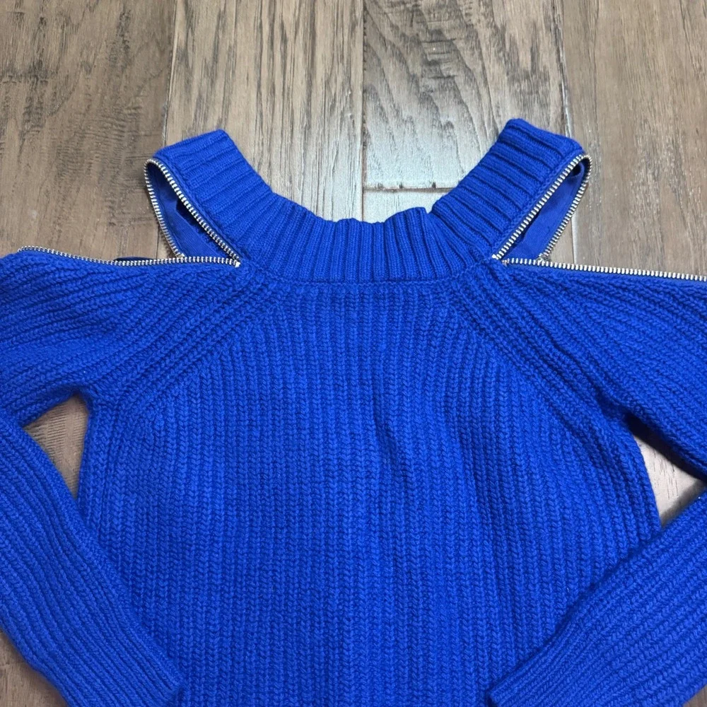 Michael Kors Cold Shoulder Zip‎ Neck Sweater Blue Ribbed Knit Size S